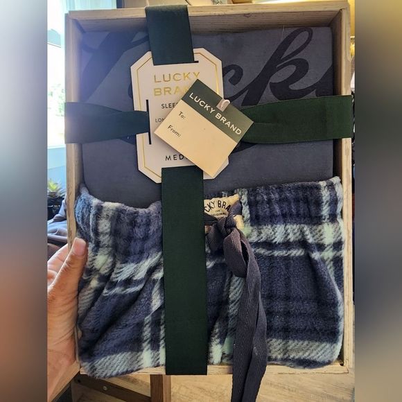 Lucky Brand Other - NWT Christmas PJ Set Men